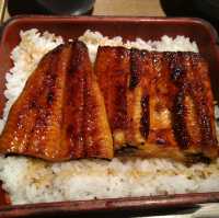 來到『初鰻』彷彿置身日本居酒屋