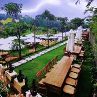 Independent Cafe & Village Club