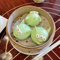 晶河軒，迪士尼特色點心午餐