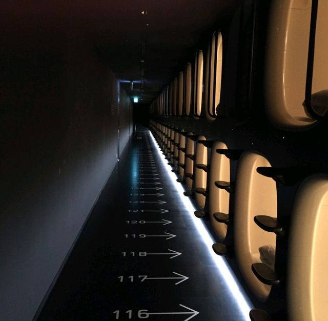 CAPSULE HOTEL EXPERIENCE @TOKYO