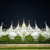 เจดีย์งดงาม