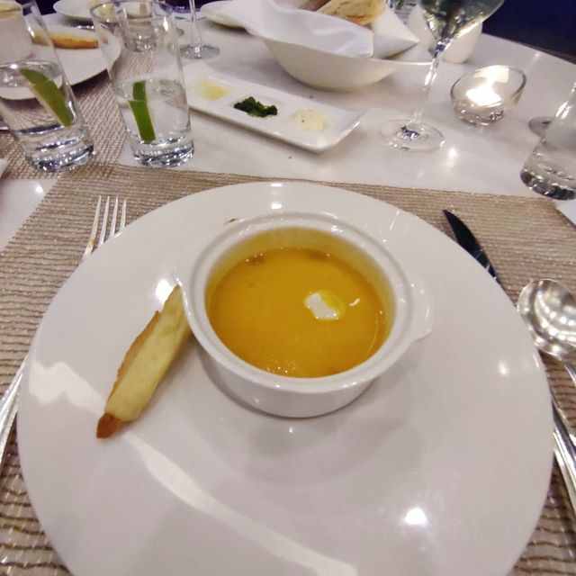 Le188 restaurant &lounge 