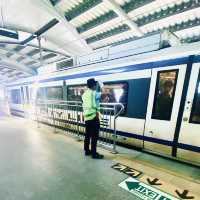 เดินทางสะดวกด้วยแอร์พอร์ตลิ้งค์ | กรุงเทพมหานคร