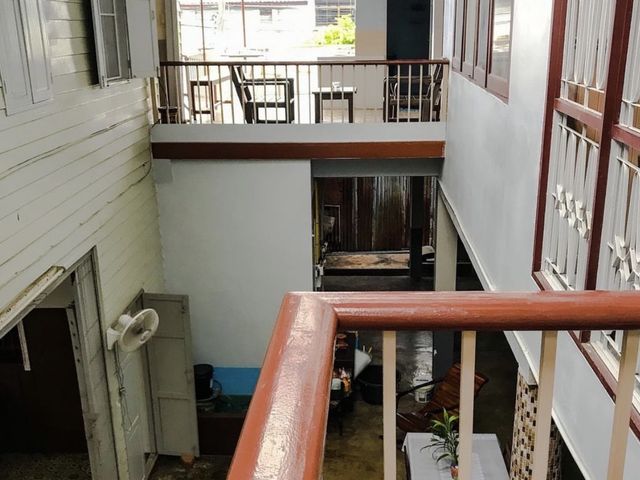 โรงแรมยุติชัย