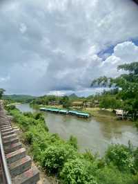 ที่เที่ยวกาญจนบุรี 📍