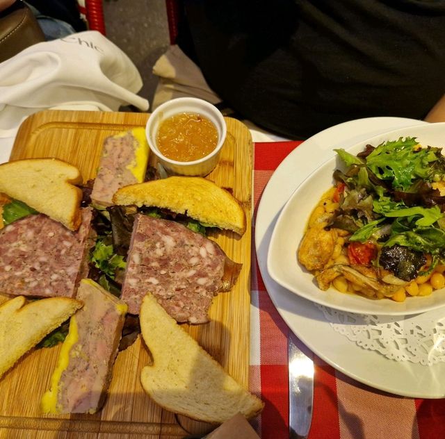 Nice restaurant recommendation 👌 