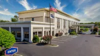 Hampton Inn Dickson Các khách sạn ở Dickson
