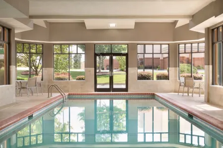 Holiday Inn Express & Suites Lavonia