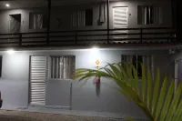 Residencial Ponta Norte -Ponta Das Canas Hotels near Praia Brava