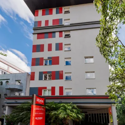 ibis Porto Alegre Moinhos de Vento Hotels near Pepsi On Stage