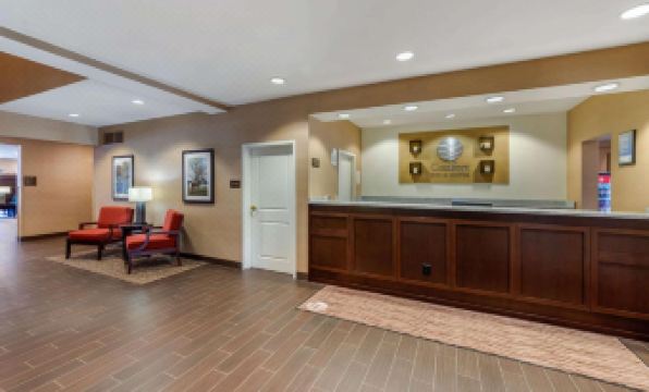 Comfort Inn & Suites Northern Kentucky