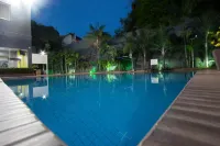 Golden Ville Hotel - Pool