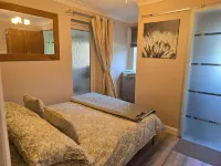 Sir Alfred Munnings Hotel - 2-Star