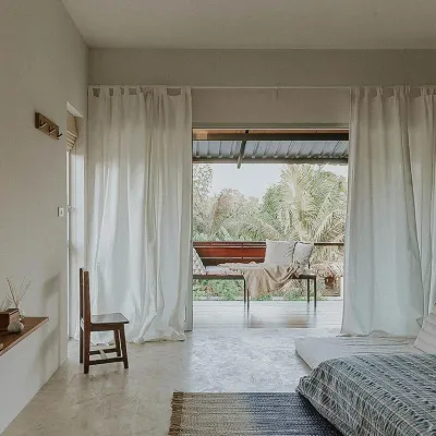 Baan Lek Villa Hotels near Klong Narai Waterfall