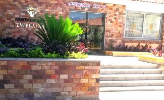 Jewel Al Nasr Hotel & Apartments