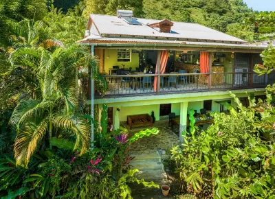 Hibiscus Valley Inn Отели в г. 