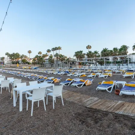Lara Beach Homes