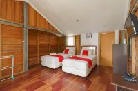 RedDoorz Syariah @ Sumur Tiga Beach Sabang