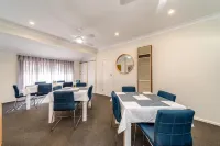 Black Sheep Motel Goulburn - موقف سيارات
