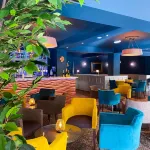 South Sands Hotel - С баром