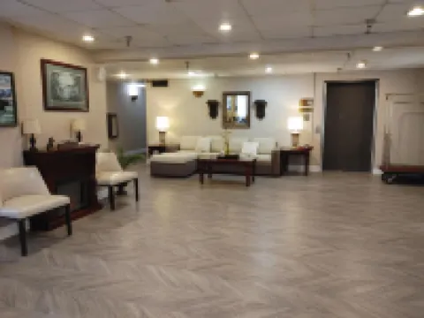 โรงแรมพิเจียนฟอร์จ โรงแรมในพีเจียนฟอร์จ