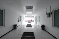 RedDoorz Near Plaza Simpang Lima Hotels in Central Semarang