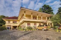 Resort Prima Cisarua Hotels near Sunset Point Telaga Saat Puncak