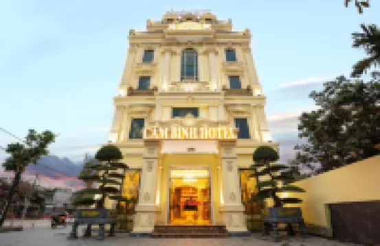 Cam Binh Hotel 鄰近Bai Tu Long Bay的酒店