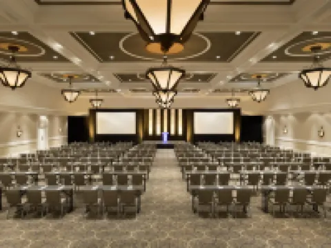 InterContinental Hotels SAINT PAUL RIVERFRONT by IHG Hotels in Saint Paul