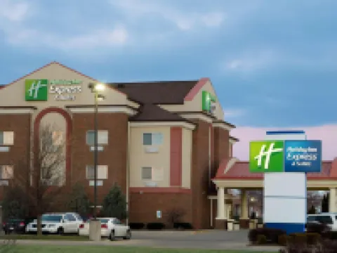 Holiday Inn Express & Suites DANVILLE by IHG Hotels in Boyle County