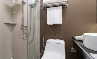 Samutprakarn Hotel