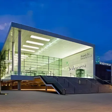 Smarty Cologne Dom Hotel - Boardinghouse - Kontaktloser Self Check-IN