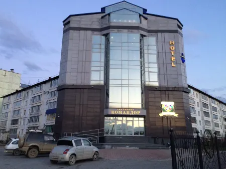 Командор Отели рядом с достопримечательностью «Памятник А.П. Чехову»