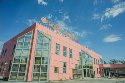 Apelsin Hotel Hotels near Mamayev Kurgan