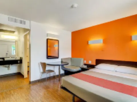 Motel 6 Thornton, CO ソーントンのホテル