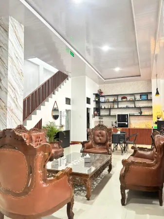 Sopo Haven Hotel Отели в г. Bah Kapul