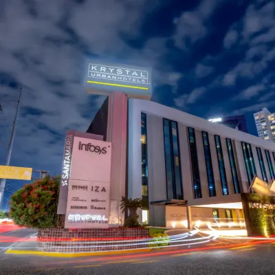 Krystal Urban Monterrey San Jeronimo Hotels near Galerias Monterrey
