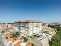 The Lince Santa Clara Hotels near شاطئ كارفاليدو (Carvalhido Beach)