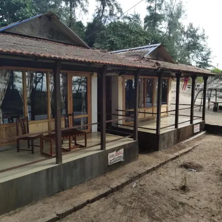 Manali Beach Resort