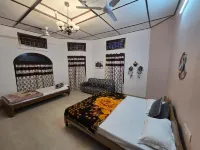 Green Reed Resort by Meenakshi, Kaziranga Hotel di 