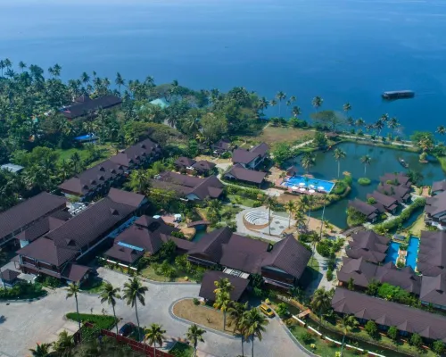 Gokulam Grand Resort & Spa, Kumarakom Hotels in Kumarakom
