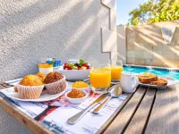 4 on Varneys Guest House - Pensions