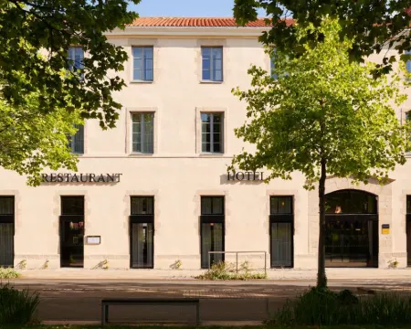 Square Lodge Hotel la Roche Sur Yon - Handwritten Collection Hotels in Vendee
