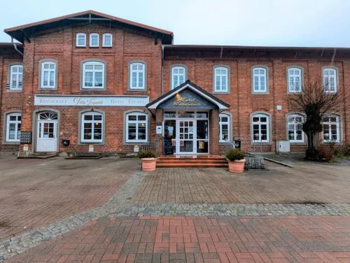 Villa Tripaldi (ehemals Hotel am Rathaus) Hotels in Passade