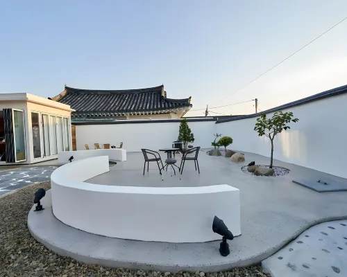 Gyeongju Madang Hanok Hotels in Gyeongju