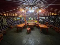 Negdelchin Hotel & Service Apartment Hotel a Bayanzurkh