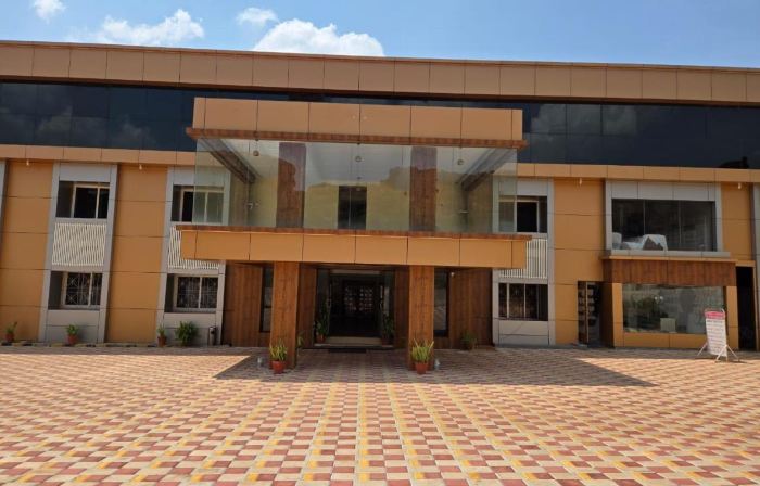 Hotel Badami Court