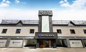 Hotel Ryan