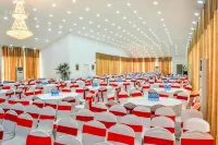 Green Grass Hotel & Restaurant