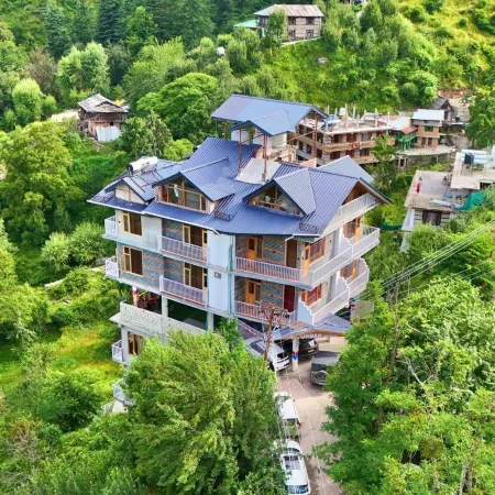 The Urban Retreat Отели рядом с достопримечательностью «Храм Хидимба-Деви»